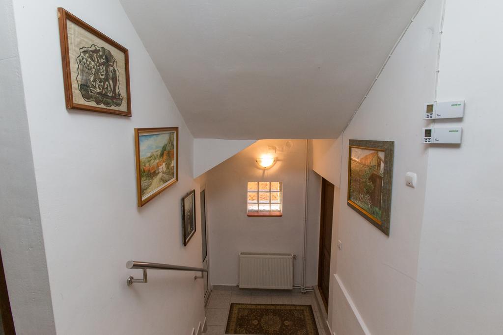 Casa Tudor Turda Eksteriør billede