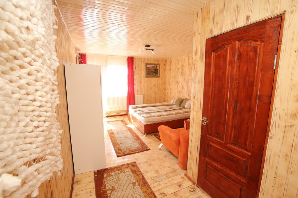 Casa Tudor Turda Eksteriør billede